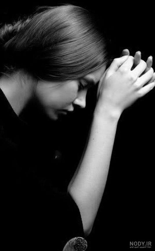 عکس دخترانه سیاه و سفید غمگین عکس دخترانه سیاه و سفید غمگین