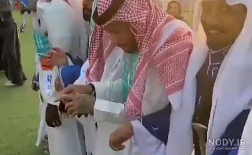 لباس عجیب نیمار در میهمانی جنجالی + تصویر لباس عجیب نیمار در میهمانی جنجالی + تصویر