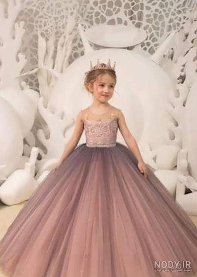 ژست عکس با لباس عروس