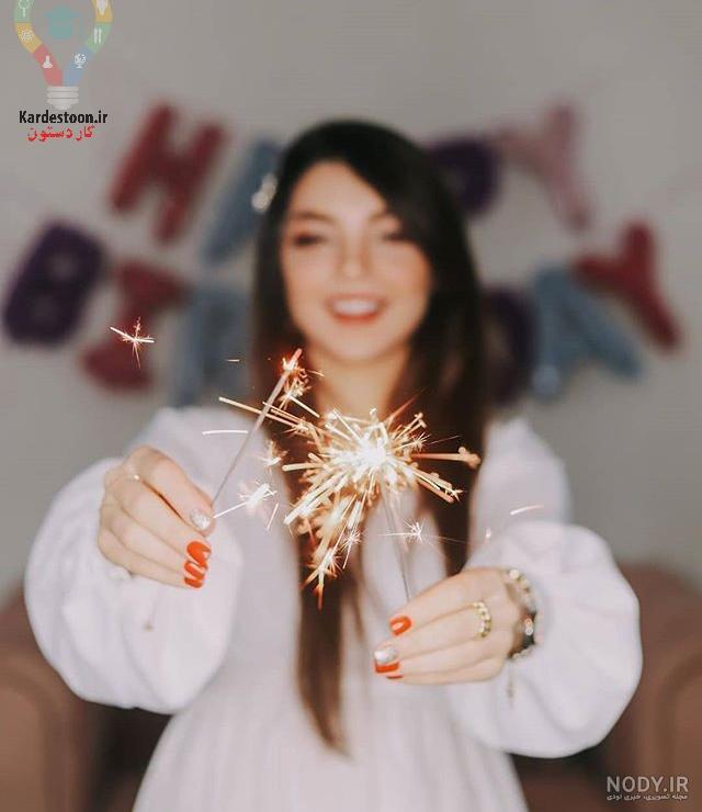45 مدل ژست عکس تولد با کیک برای خانم ها | عکس تولد | کاردستون ⭐