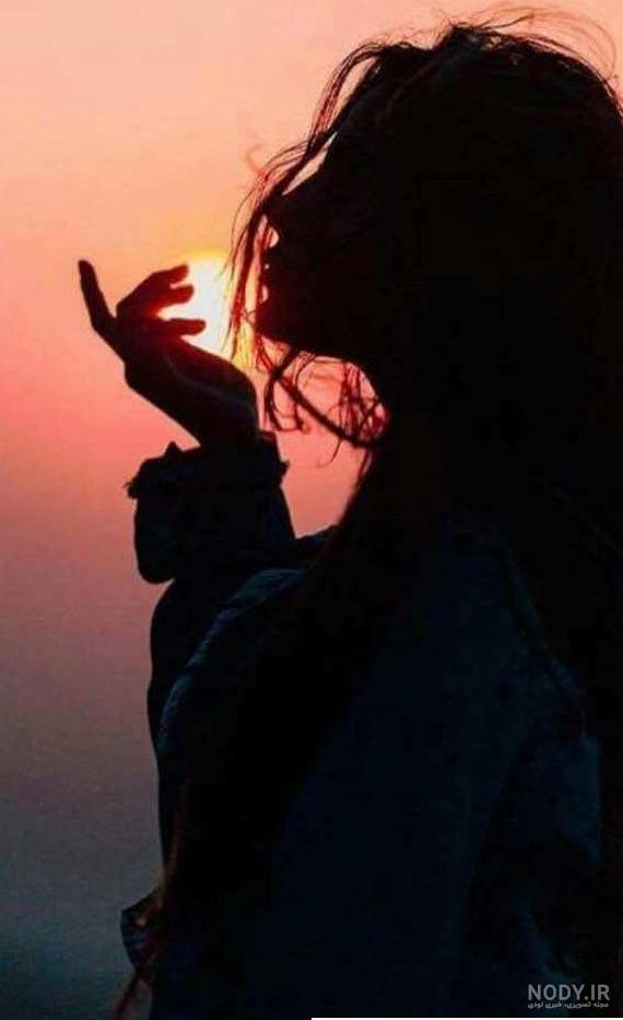 ۵۰ ژست عکس بدون چهره دخترانه و پسرانه برای پروفایل