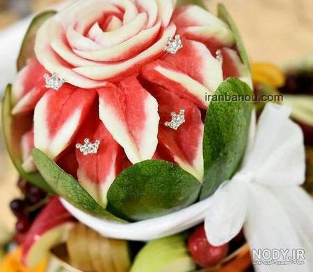 سی مدل عکس سفره شب یلدا تزئین سفره شب چله چیدمان سفره یلدا