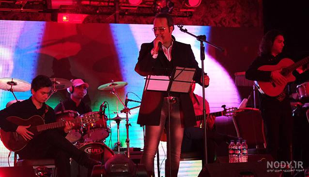 شهرام شکوهی» در قوچان روی استیج رفت | موسیقی ما