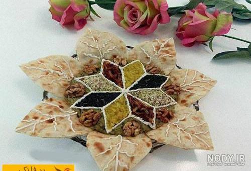 تزیین کشک بادمجان مجلسی و لقمه ای با قیف و نان تست