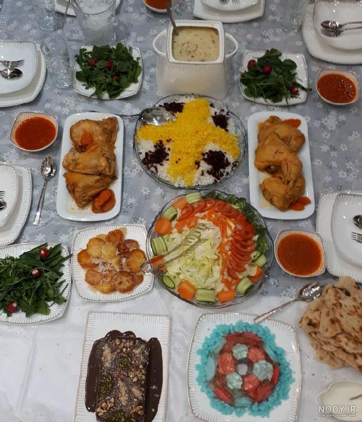 تزیین زرشک پلو با مرغ برای سفره های ایرانی