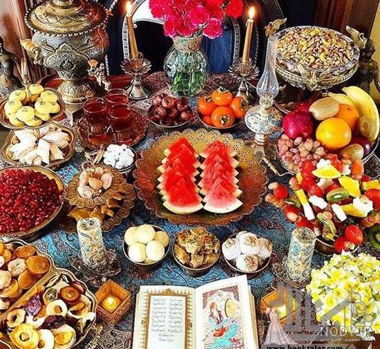 عکس سفره یلدایی عروس