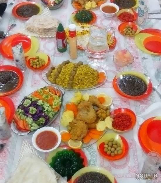 تصاویر ۱۰ مدل تزیین سفره برای مهمان شیک و جدید را ببینید + نحوه ...