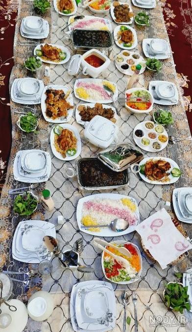 عکس چیدمان و تزیین سفره شام مهمانی + سفره شام ساده