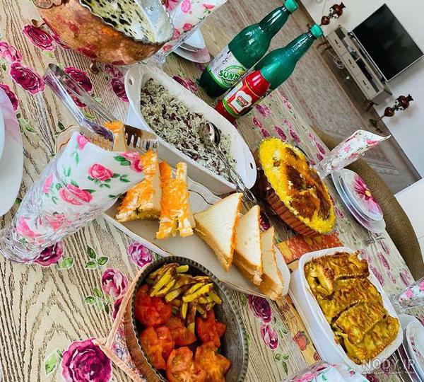 عکس سفره ساده یلدایی