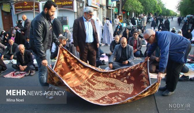 عکس نوه های رهبر در نماز عید فطر