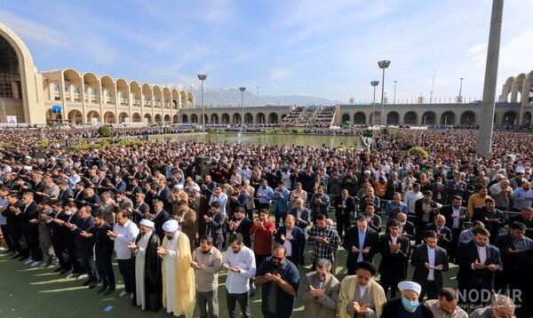 عکس‌های متن و حاشیه نماز عید فطر به امامت رهبر انقلاب - خبرآنلاین