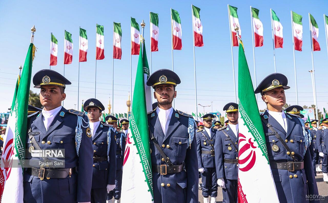 رژه روز ارتش جمهوری اسلامی ایران در کرمان برگزار شد + تصویر - تسنیم