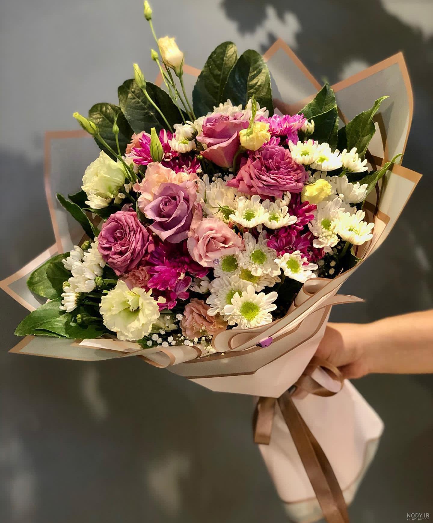 عکس دسته گل برای تبریک روز معلم