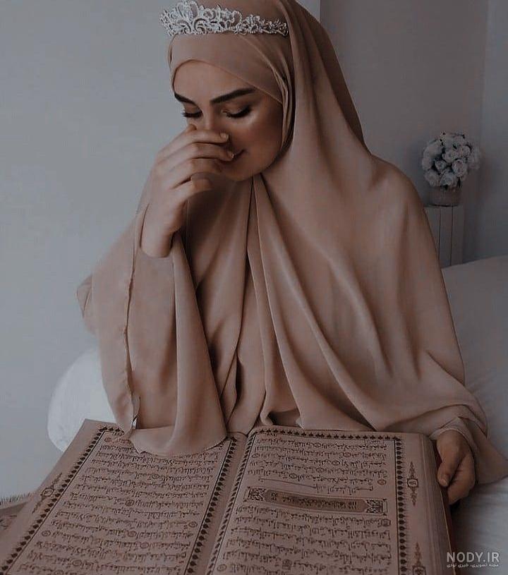 عکس قرآن و گل و فانوس برای پروفایل و استوری و تم گوشی با طرح جدید