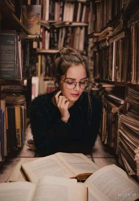 عکس پروفایل دختر کتاب خوان عکس پروفایل دختر کتاب خوان