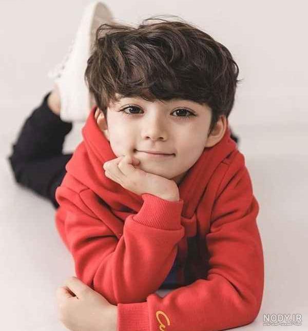 ژست عکاسی پسرانه کودک - ژاویز