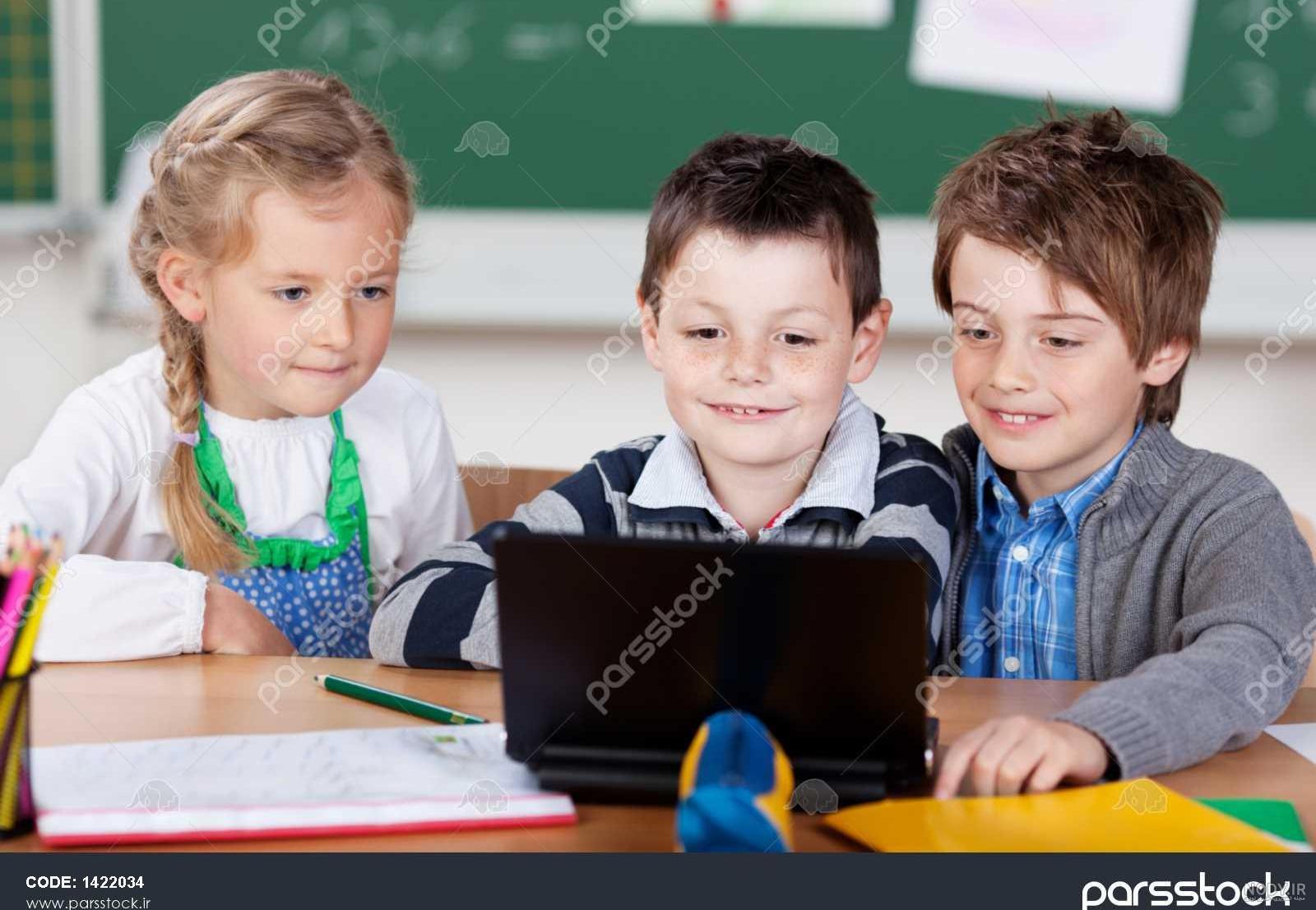 عکس پروفایل دو پسر یک دختر عکس پروفایل دو پسر یک دختر