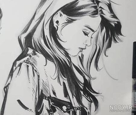 عکس دختر غمگین نقاشی