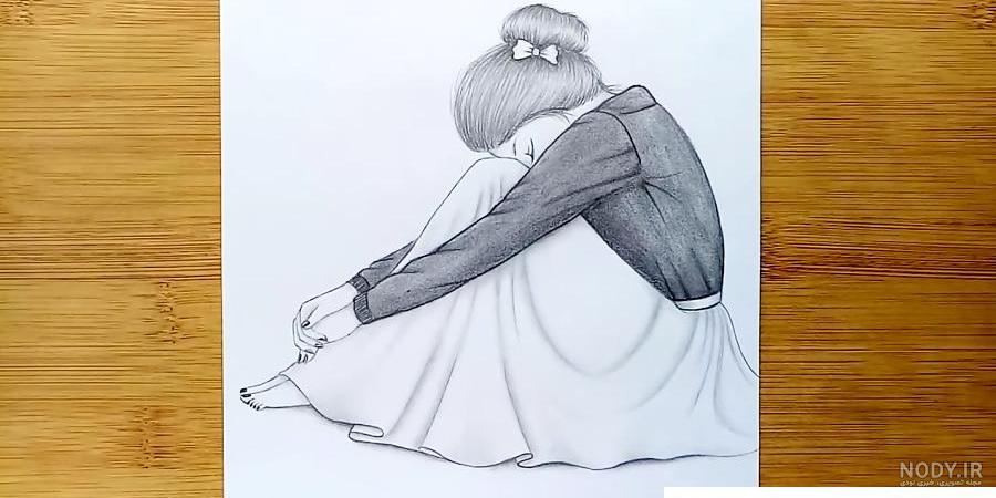 عکس دختر غمگین نقاشی