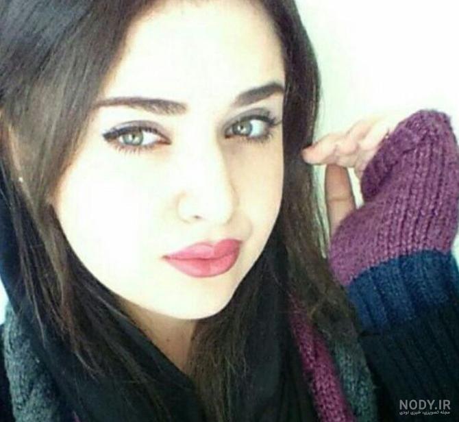 عکس پروفایل دختر چشم آبی - کامل (مولیزی) عکس پروفایل دختر چشم آبی - کامل (مولیزی)