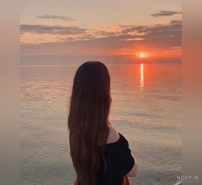 عکس دخترونه غمگین سیاه سفید بدون متن عکس دخترونه غمگین سیاه سفید بدون متن