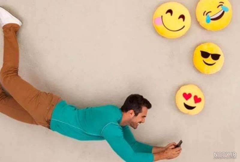 عکس پروفایل چهار نفره دختر و پسر عکس پروفایل چهار نفره دختر و پسر
