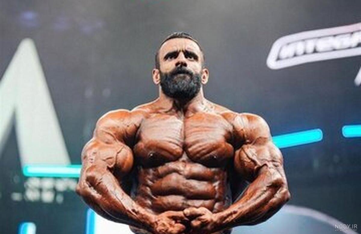 عکس هادی چوپان با لباس لری