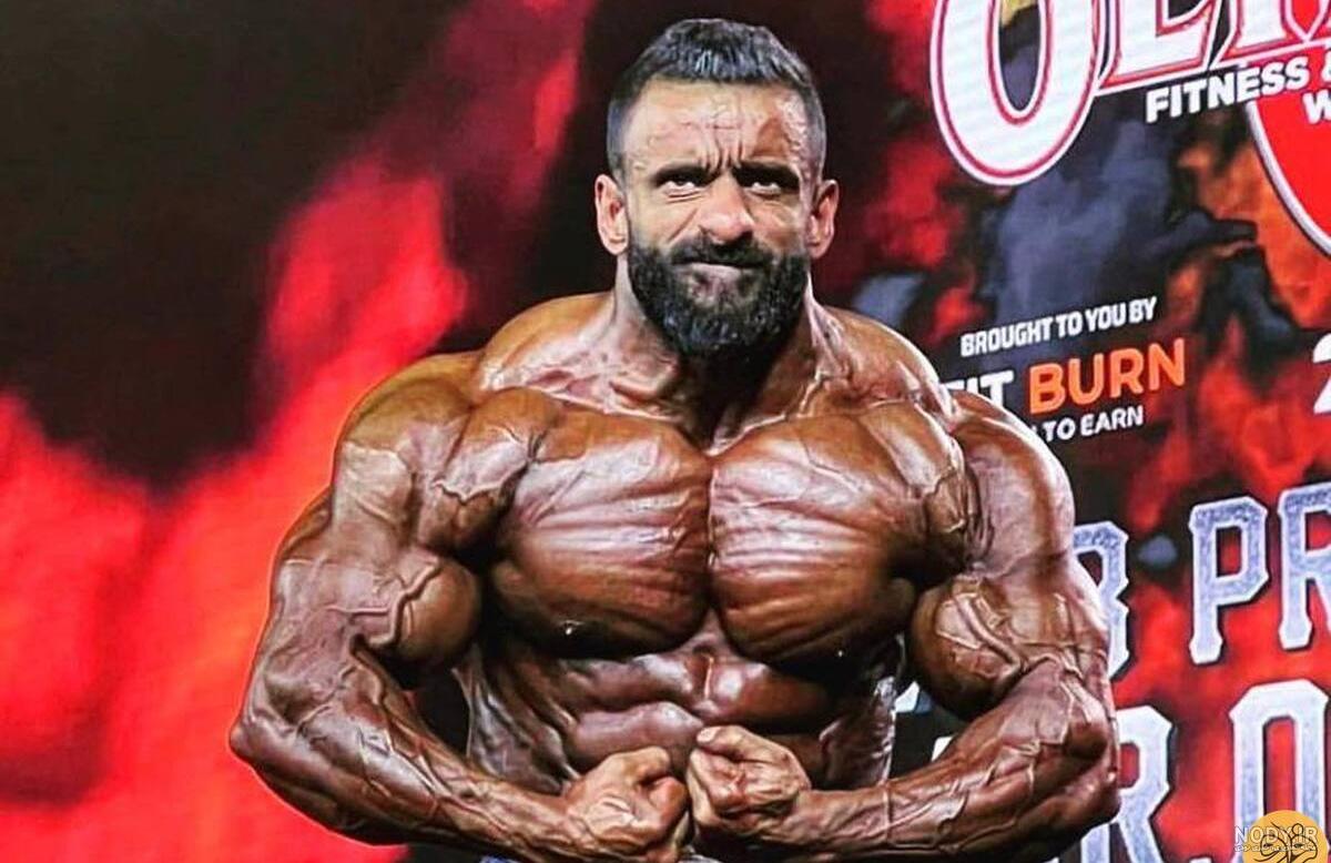 عکس هادی چوپان با لباس لری