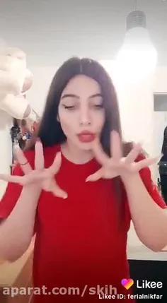 عکس دخترونه خفن با تاج و نگاه کردن به دوردست😎 - عکس ویسگون