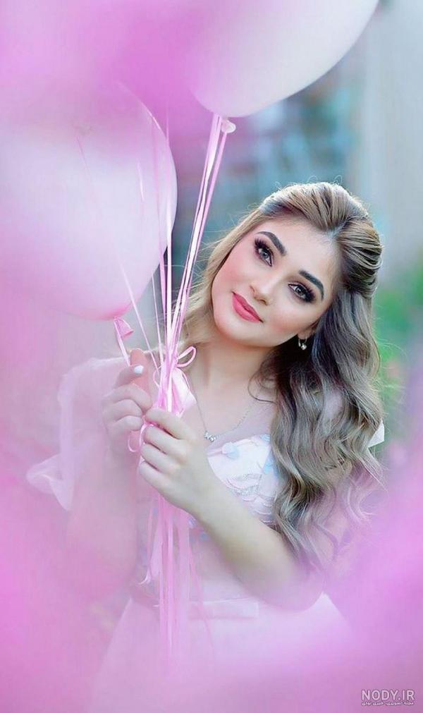 عکس پروفایل دخترونه شاد و باکلاس با تیپی زیبا و جذاب خارجی