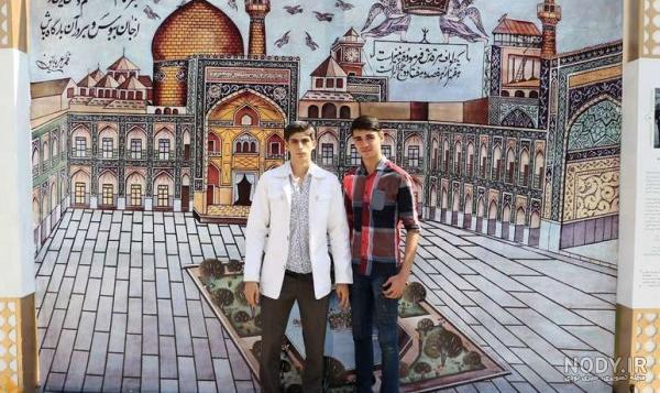 عکس یادگاری با حرم امام رضا عکس یادگاری با حرم امام رضا