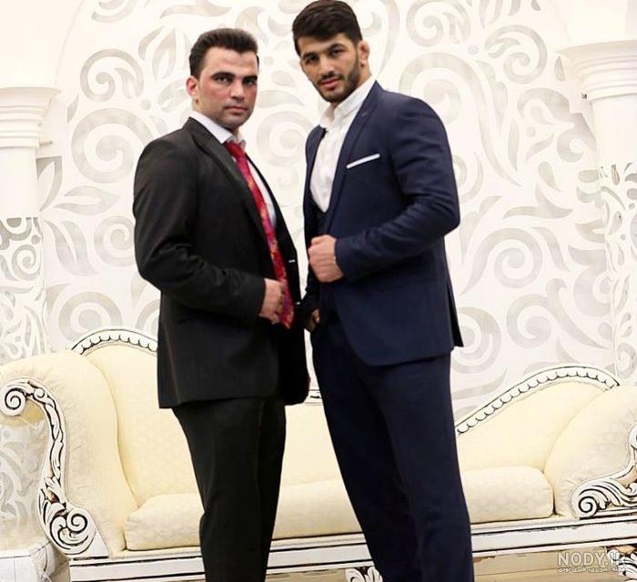 تصویر زمینه حسن یزدانی - عکس نودی