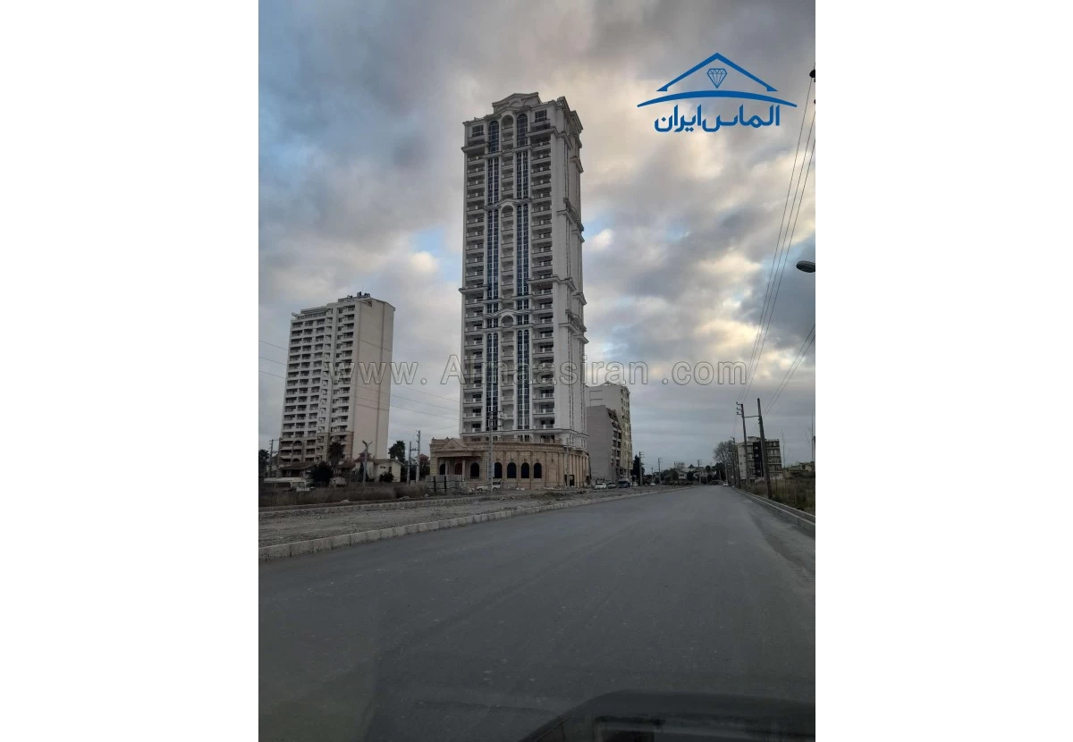 معرفی کامل برج سفید سرخرود در پایتخت ساحلی