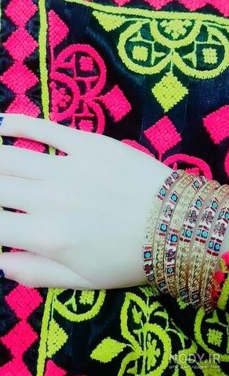 عکس دست دختر بلوچ باکلاس