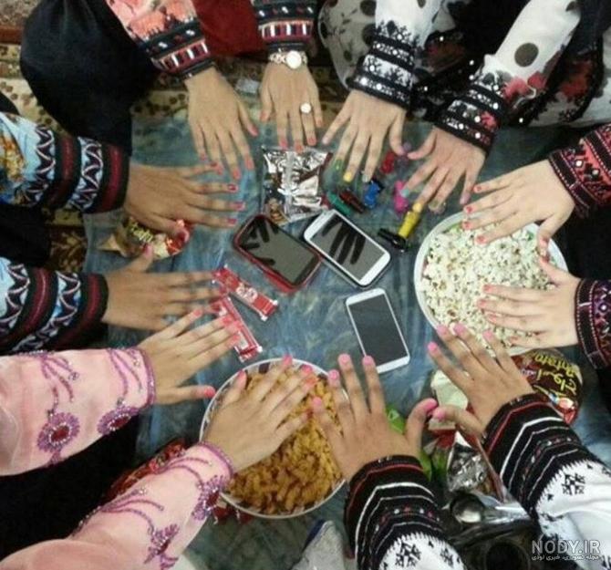  عکس دست دختر بلوچ باکلاس