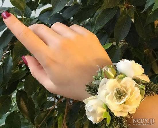 60 مدل دستبند گل عروس برای عقد و عروسی - تشریفینو 60 مدل دستبند گل عروس برای عقد و عروسی - تشریفینو