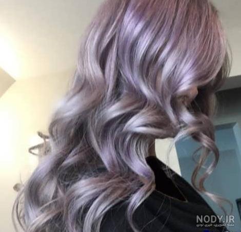 عکس رنگ مو یاسی روی دکلره