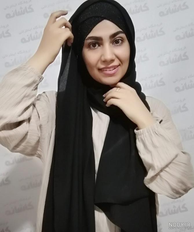 عکس پروفایل دختر با شال قرمز عکس پروفایل دختر با شال قرمز