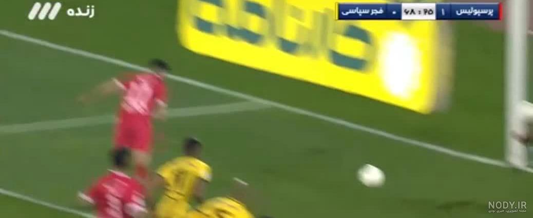 فیلم عروسی کاملا متفاوت مهدی ترابی/ از نصب بنر حاج قاسم سلیمانی ... فیلم عروسی کاملا متفاوت مهدی ترابی/ از نصب بنر حاج قاسم سلیمانی ...