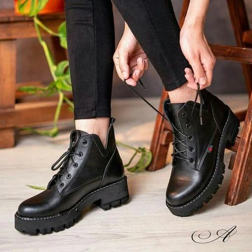 کفش بوت دخترانه تیوانا کد 3596 - خورشید کالکشن کفش بوت دخترانه تیوانا کد 3596 - خورشید کالکشن