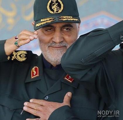 عکس حاج قاسم با لباس سپاه عکس حاج قاسم با لباس سپاه