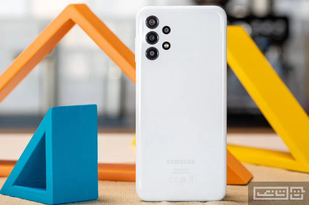 گوشی سامسونگ Samsung Galaxy A13 (SM-A137) حافظه 64 رم 4 گوشی سامسونگ Samsung Galaxy A13 (SM-A137) حافظه 64 رم 4
