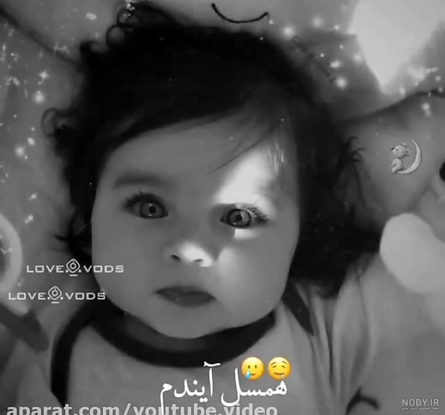 عکس دختر بچه ی غمگین