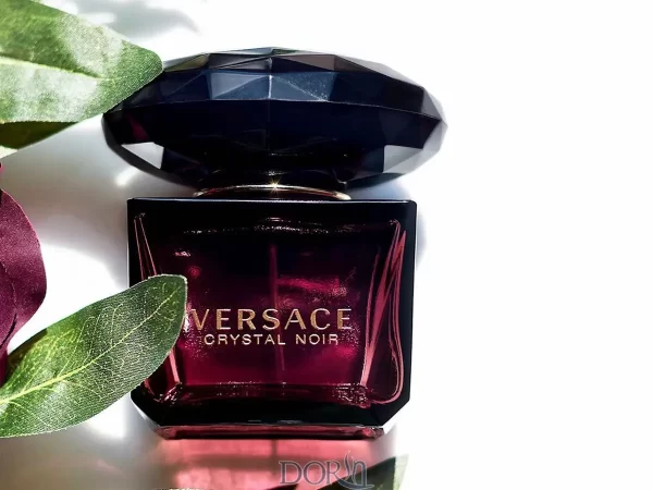 عطر ورساچه کریستال نویر ادو پرفیوم (مشکی) - VERSACE Crystal Noir ... عطر ورساچه کریستال نویر ادو پرفیوم (مشکی) - VERSACE Crystal Noir ...