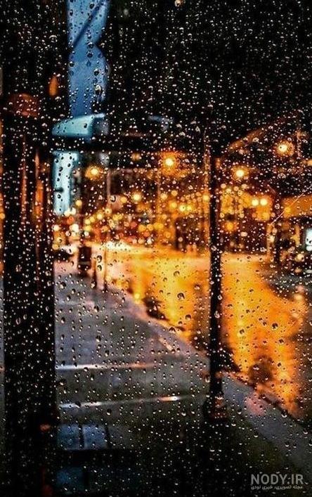 عکس از بارش باران در شب عکس از بارش باران در شب