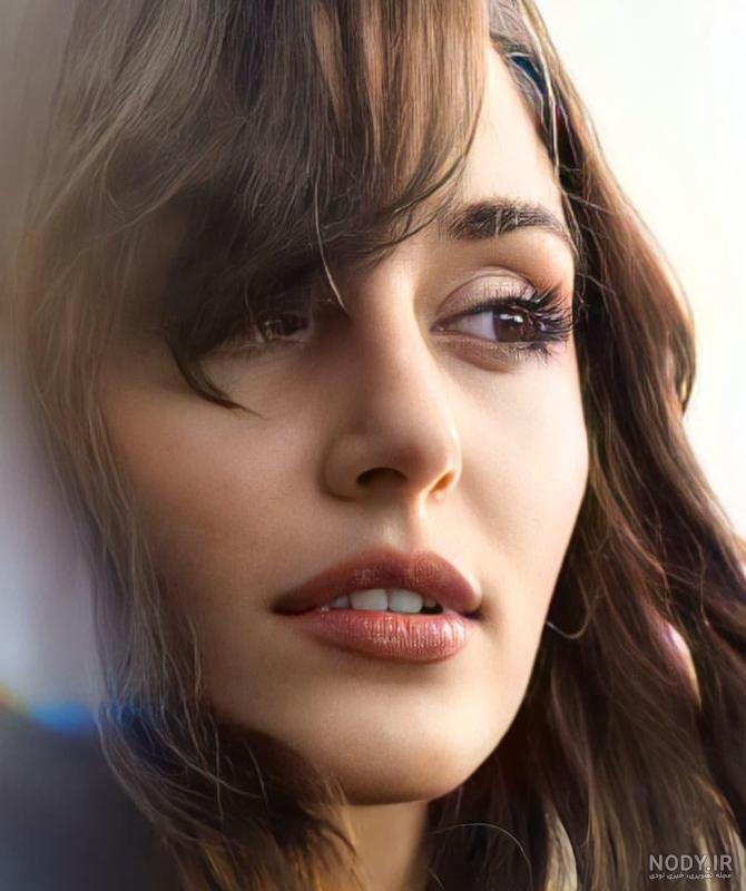 عکس کیوت فانتزی تک شاخ