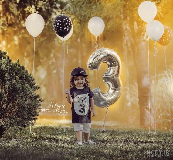 ژست عکس تولد در طبیعت با کیک پسرانه