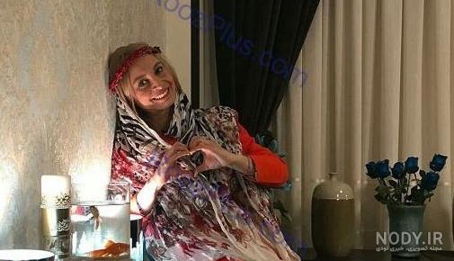 مدل عکس گرفتن کنار سفره هفت سین