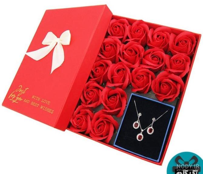 عکس کادو برای روز مادر ساده عکس کادو برای روز مادر ساده