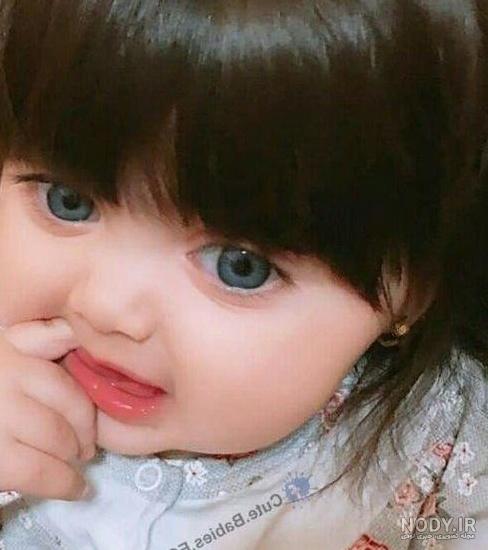 عکس نوزاد پسر چشم آبی
